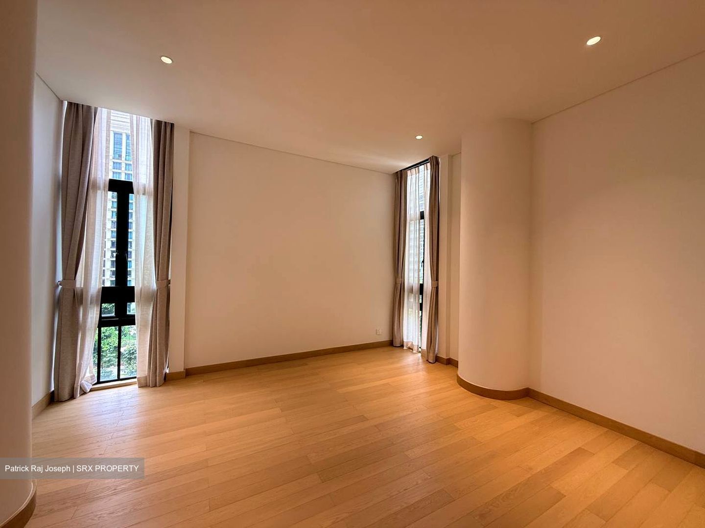 The Colonnade (D10), Condominium #539337671